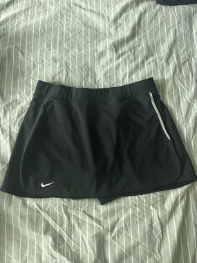 Nike Black Athletic Skort with White Tag Detail